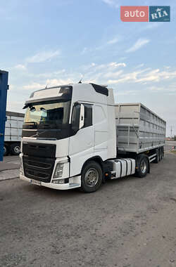 Зерновоз Volvo FH 16 2015 в Белой Церкви