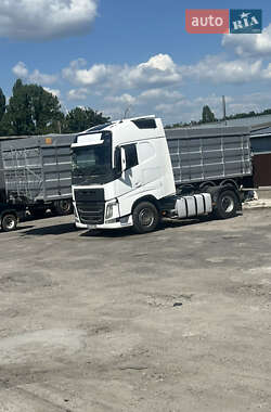 Тягач Volvo FH 16 2015 в 