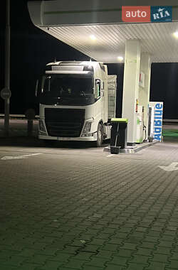 Тягач Volvo FH 16 2015 в 