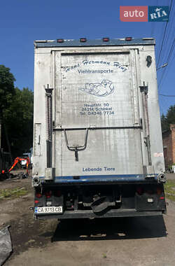 Для перевозки животных Volvo FH 16 2012 в 