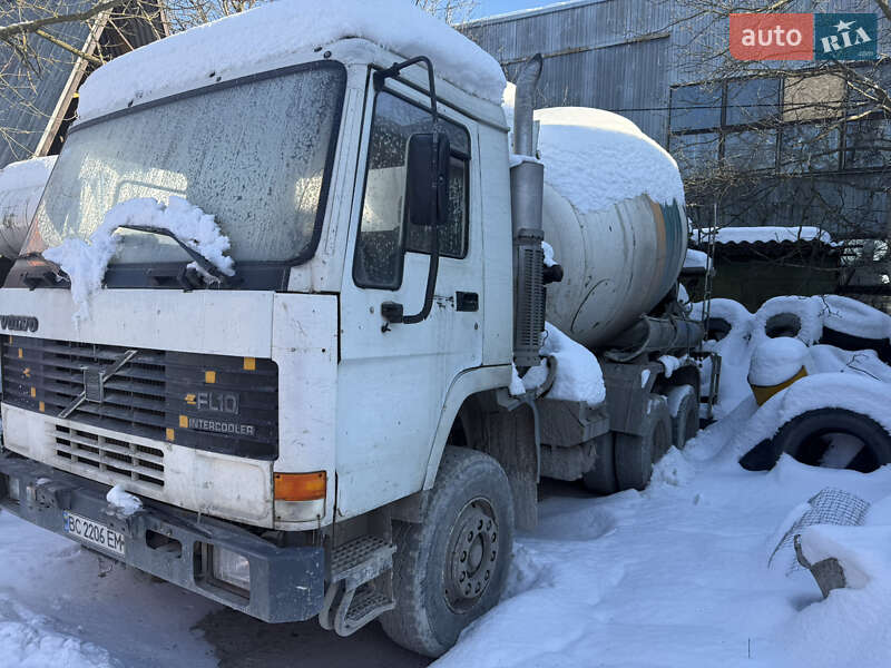 Бетономешалка (Миксер) Volvo FL 10 1985 в Львове