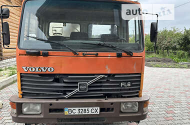 Самосвал Volvo FL 6 1993 в Комарному