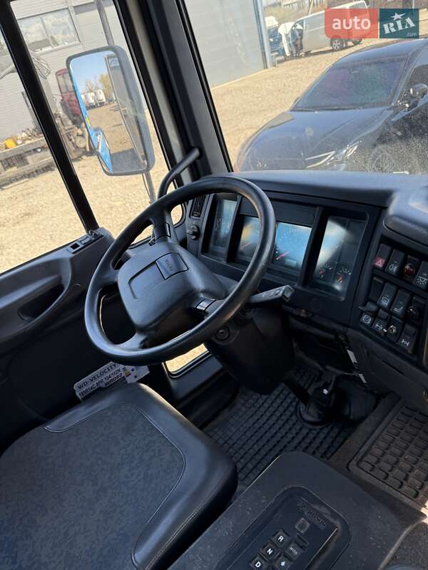 Кран-манипулятор Volvo FL 6 2002 в Ивано-Франковске