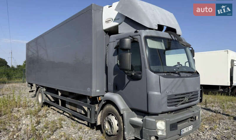 Рефрижератор Volvo FL 7 2010 в Виннице
