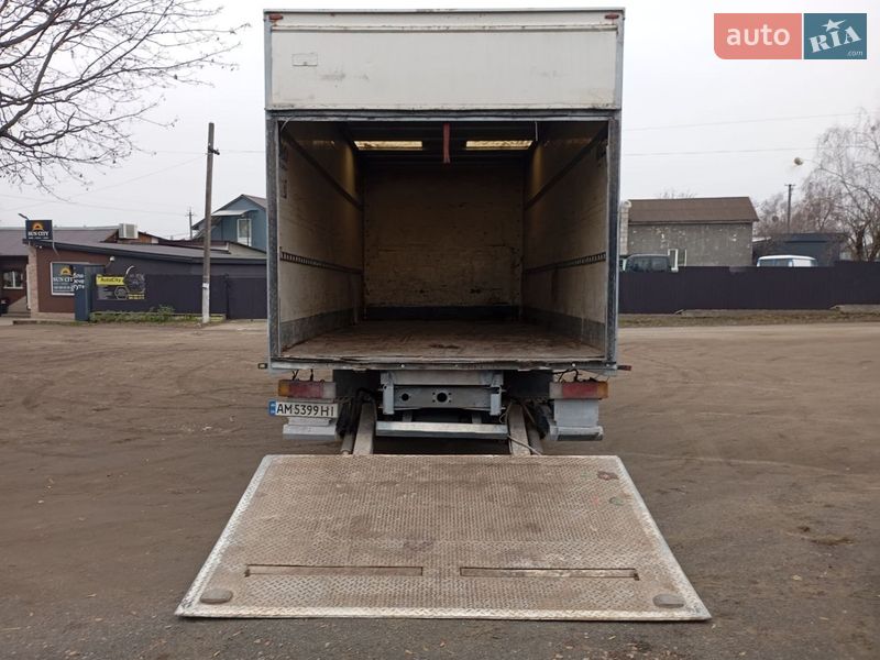 Грузовой фургон Volvo FLC 1997 в Малине