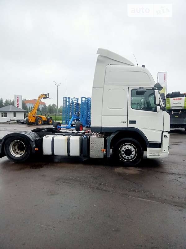 Тягач Volvo FM 11 2012 в Ровно