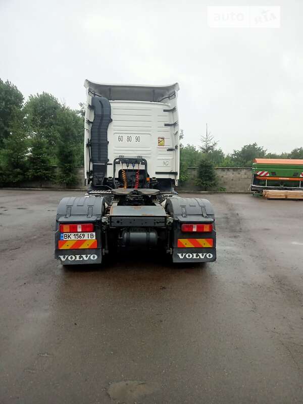 Тягач Volvo FM 11 2012 в Ровно