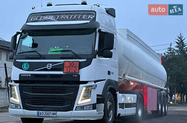 Бензовоз Volvo FM 11 2014 в Мукачевому