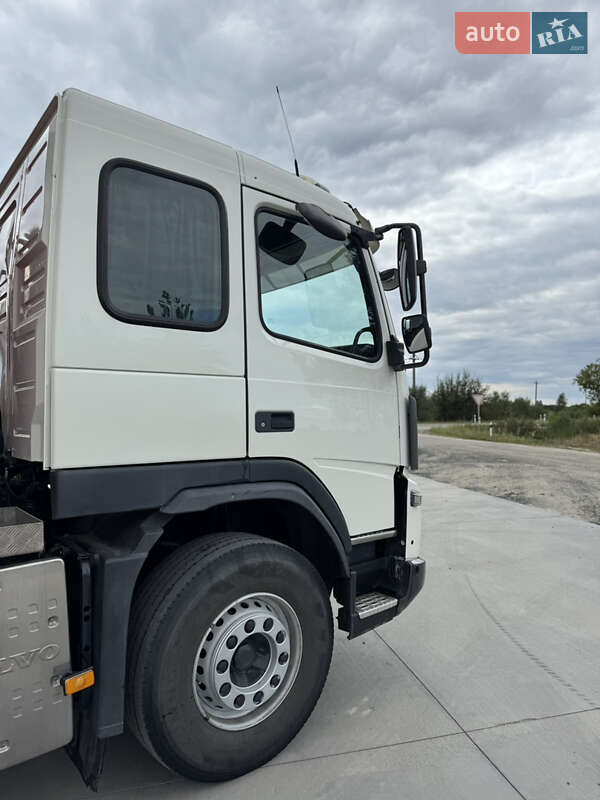 Самосвал Volvo FM 11 2011 в Камне-Каширском