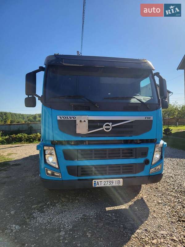 Машина ассенизатор (вакуумная) Volvo FM 12 2012 в Ивано-Франковске