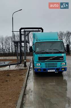 Тягач Volvo FM 12 2002 в 