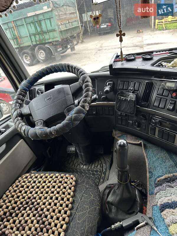 Тягач Volvo FM 12 2004 в Днепре