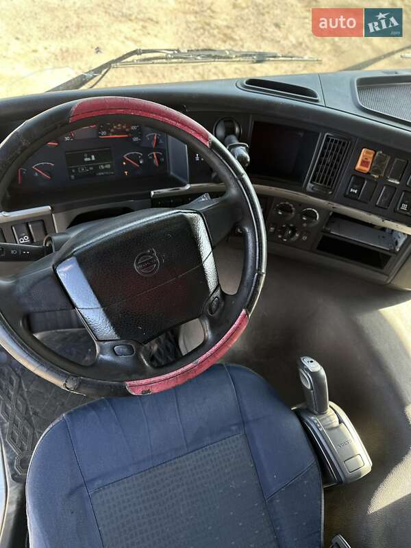 Тягач Volvo FM 12 2010 в Киеве