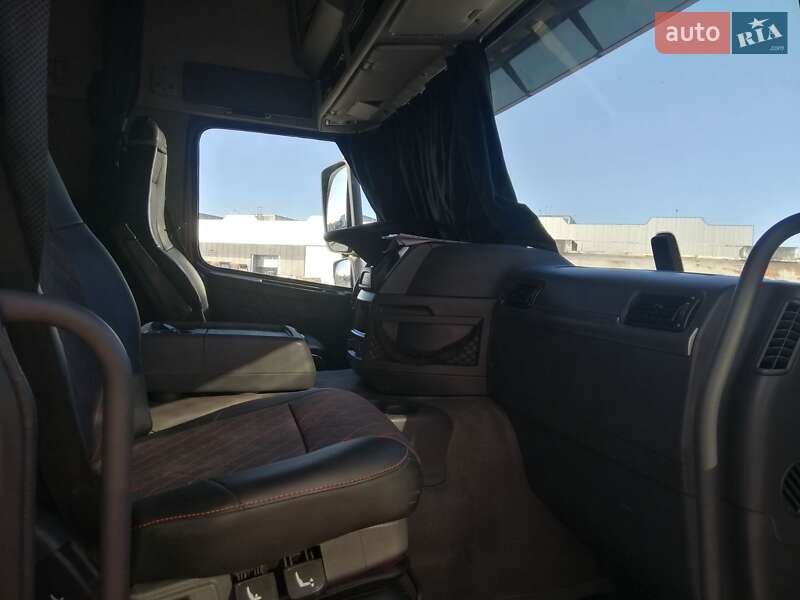 Тягач Volvo FM 13 2013 в Черноморске