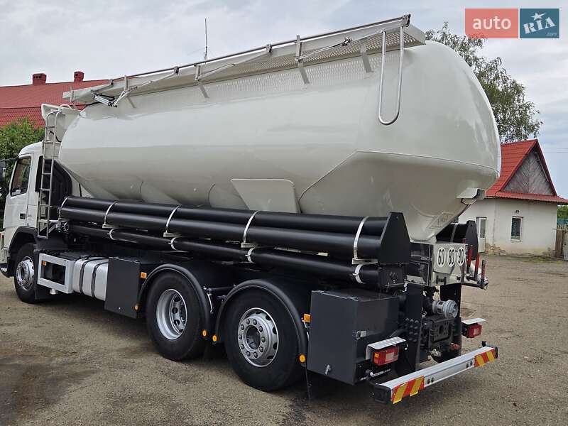 Кормовоз Volvo FM 13 2008 в Черновцах