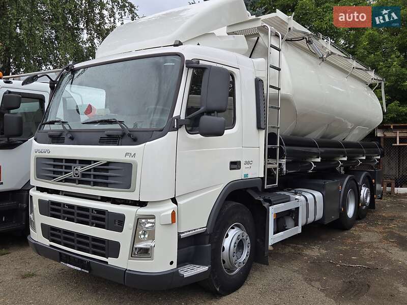 Кормовоз Volvo FM 13 2008 в Черновцах