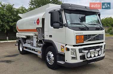 Бензовоз Volvo FM 13 2008 в 