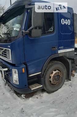 Тентованый Volvo FM 9 2007 в Воловце