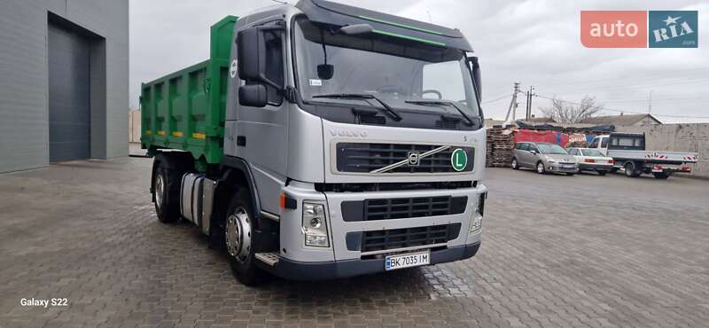 Самосвал Volvo FM 9 2009 в Сарнах