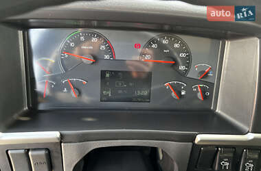Самосвал Volvo FM 9 2010 в 