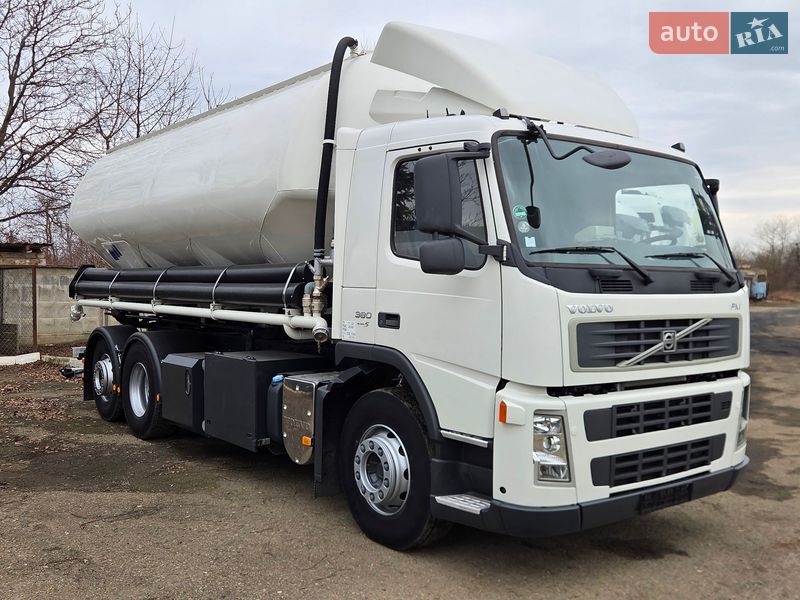 Кормовоз Volvo FM 9 2008 в Черновцах