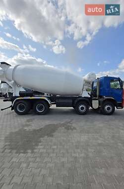 Бетономешалка (Миксер) Volvo FMX 11 2010 в 