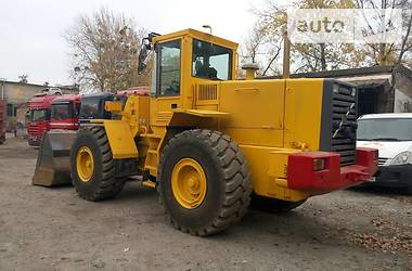Фронтальный погрузчик Volvo L 120F 2021 в 