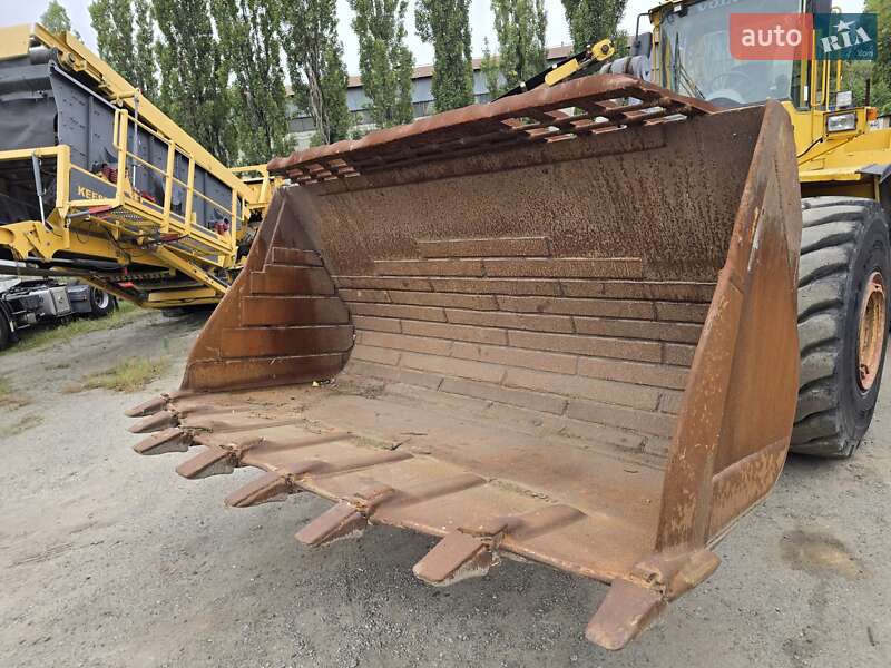 Фронтальный погрузчик Volvo L 220E 2005 в Киеве фото 15 Фронтальный погрузчик Volvo L 220E 2005 в Киеве