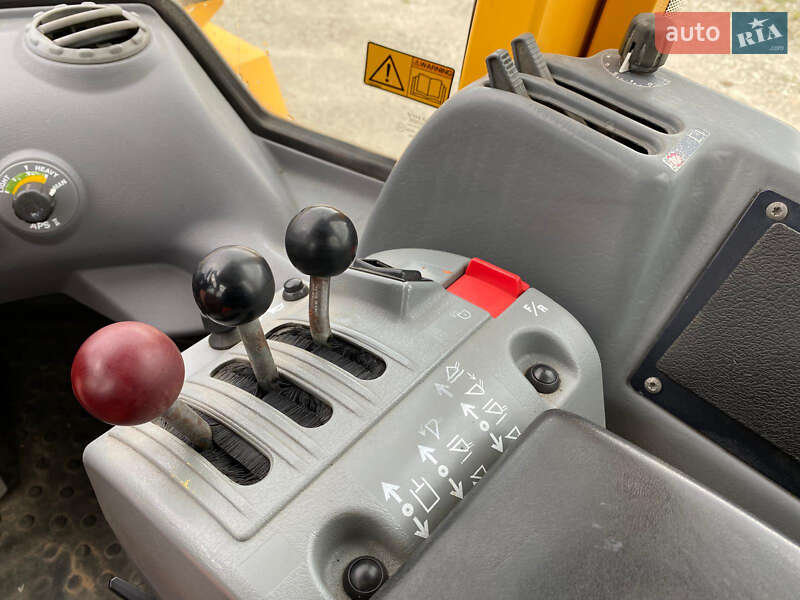 Фронтальный погрузчик Volvo L 220G 1998 в Львове фото 57 Фронтальный погрузчик Volvo L 220G 1998 в Львове