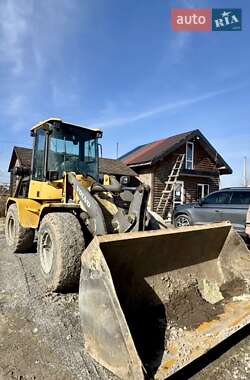 Фронтальный погрузчик Volvo L 35D 1999 в 