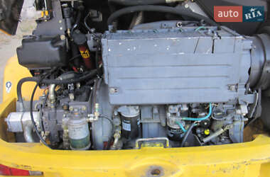 Фронтальный погрузчик Volvo L30B 2002 в 