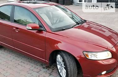 Седан Volvo S40 2011 в Сарнах