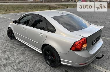 Седан Volvo S40 2009 в 