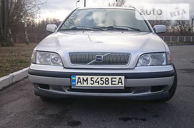 Седан Volvo S40 1999 в Житомирі