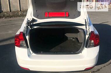 Седан Volvo S40 2010 в 