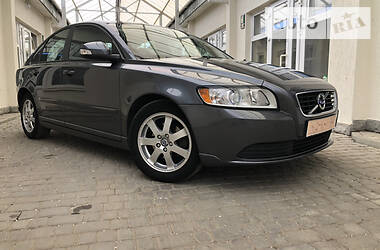 Седан Volvo S40 2011 в Стрые