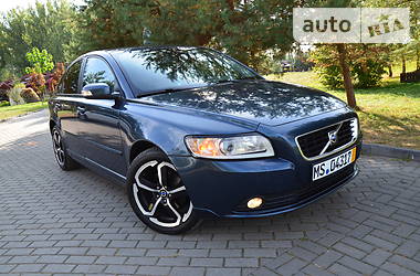 Седан Volvo S40 2009 в Дрогобыче