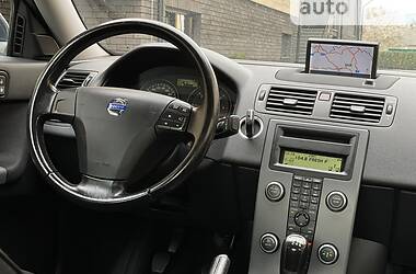 Седан Volvo S40 2011 в Стрию