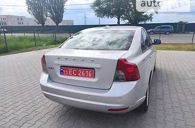 Седан Volvo S40 2009 в Києві