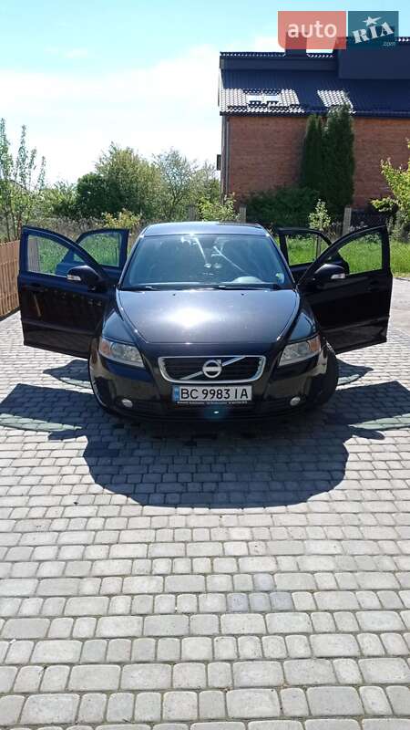 Volvo S40 2011