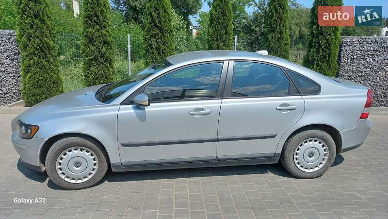 Седан Volvo S40 2005 в Самборі