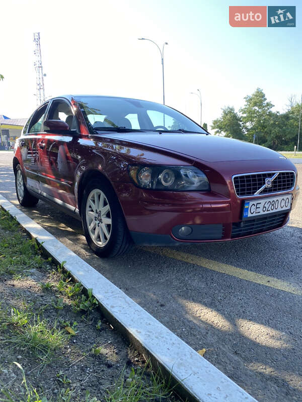 Седан Volvo S40 2005 в Чернівцях