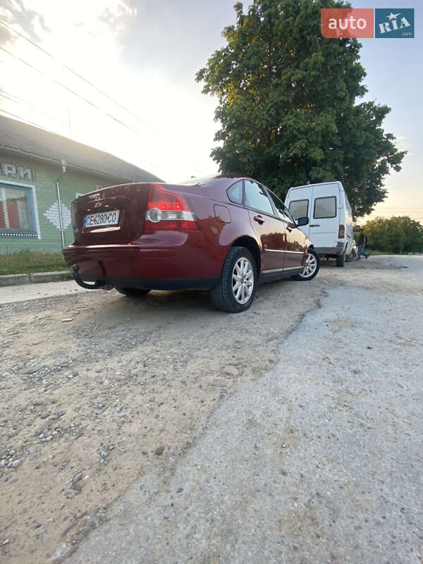 Седан Volvo S40 2005 в Чернівцях