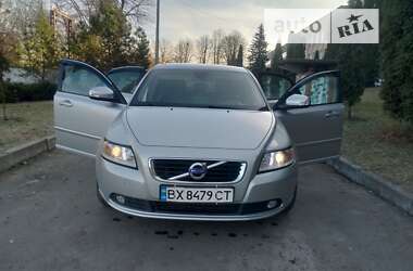 Седан Volvo S40 2011 в Хмельницком