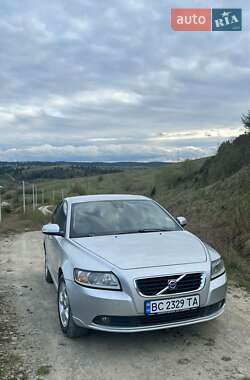 Седан Volvo S40 2007 в Самборе