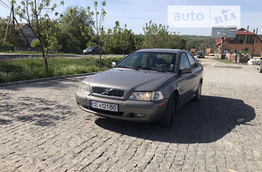 Седан Volvo S40 2003 в Кельменцах