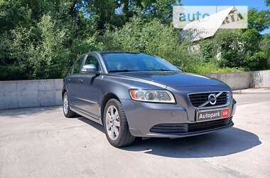 Седан Volvo S40 2011 в Києві