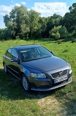 Седан Volvo S40 2009 в Львові