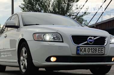 Седан Volvo S40 2011 в Киеве