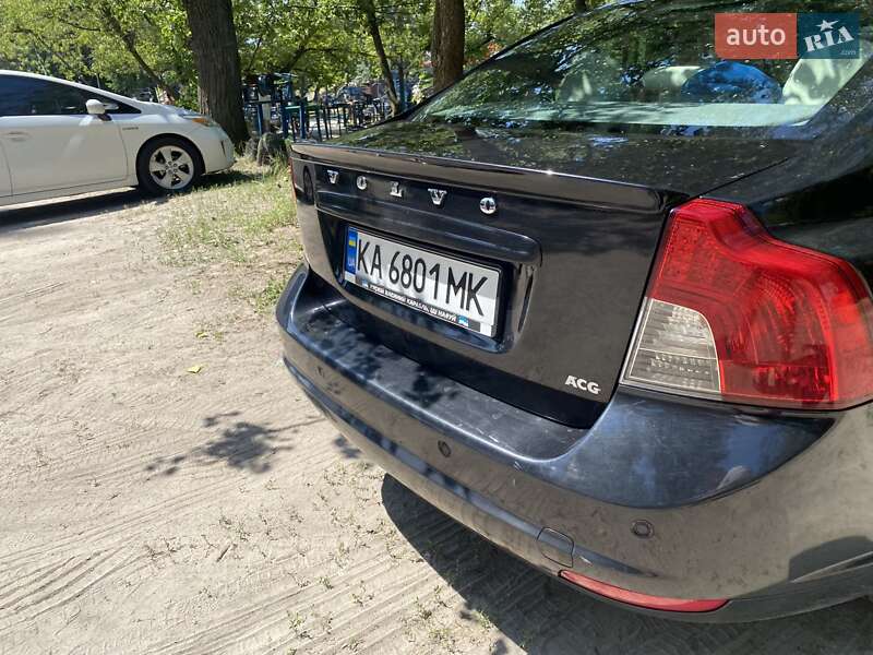 Седан Volvo S40 2009 в Киеве